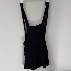 BB Dakota Black Sleeveless Ruffle-Hem Overall Romper
